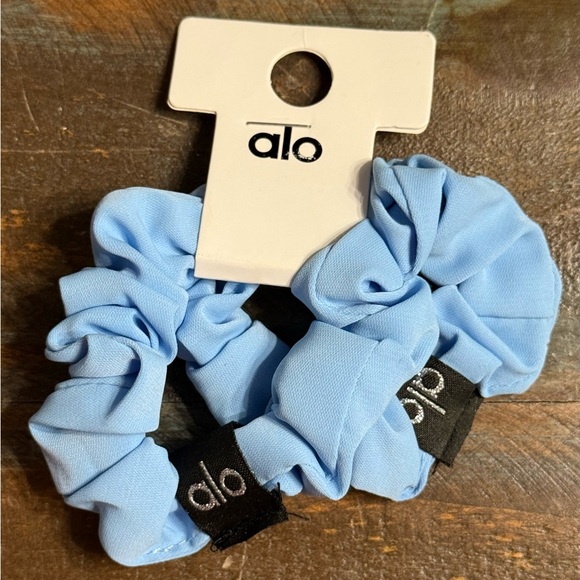 ALO Yoga Accessories - ALO Yoga Sky Blue Hair Scrunchies Set of 2